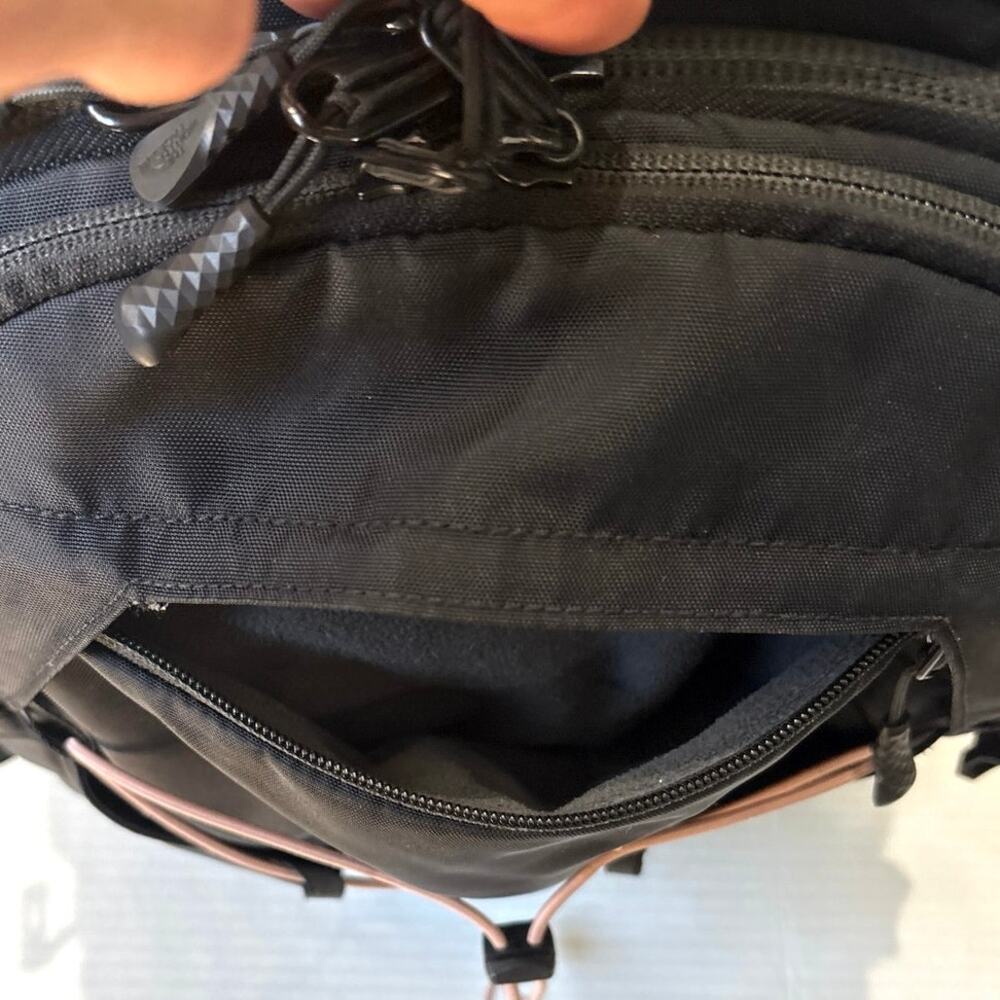 THE NORTH FACE Unisex Borealis Commuter Laptop Backpack Black One Size - Picture 8 of 13